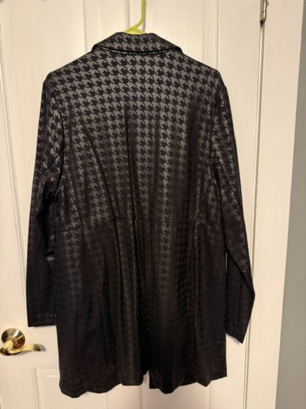 Torrid Satin Feel Long Houndstooth Blazer - Picture 4 of 6
